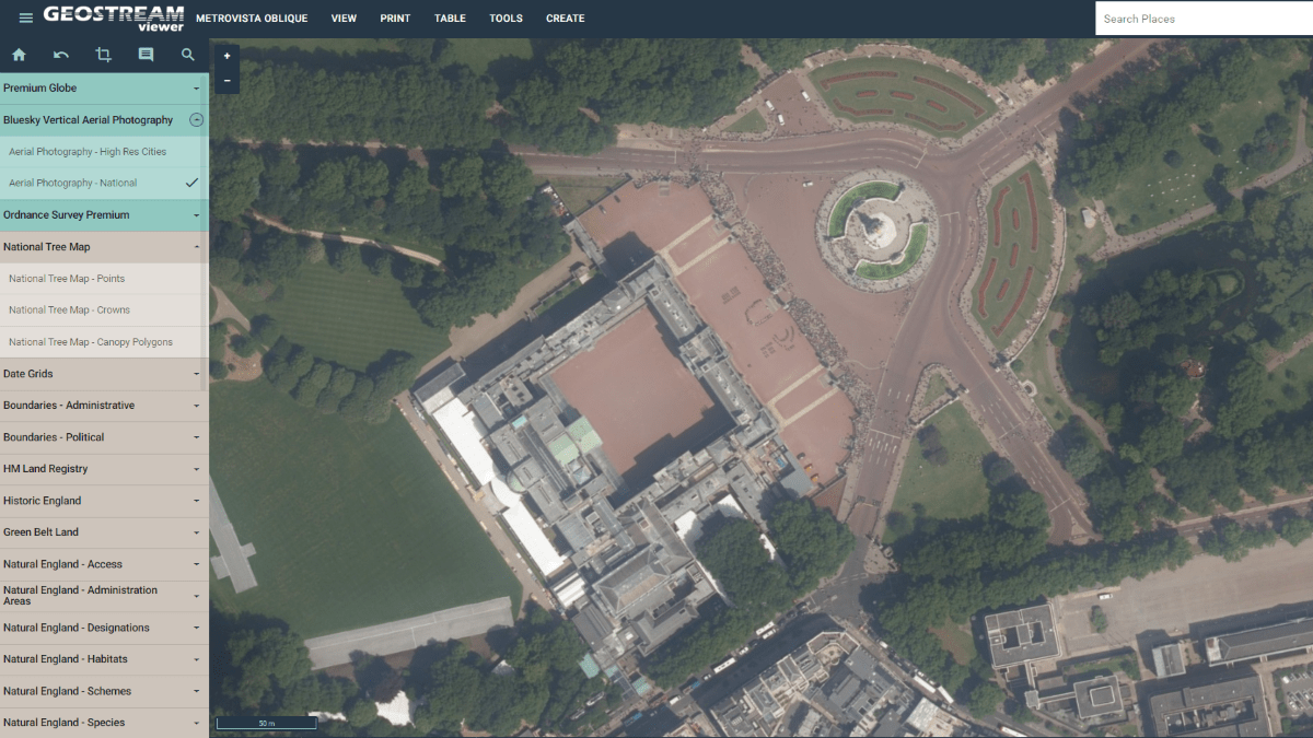 GeoStream viewer showing an aerial map of Buckingham Palace